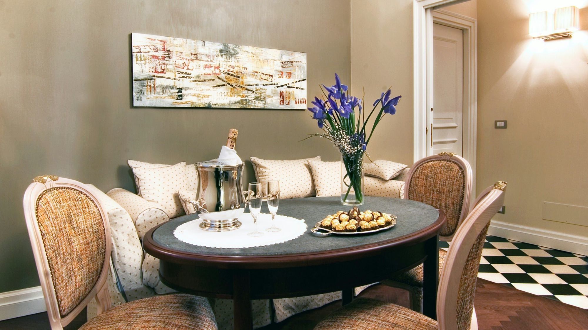 Vivaldi Luxury Rooms Rom Exteriör bild
